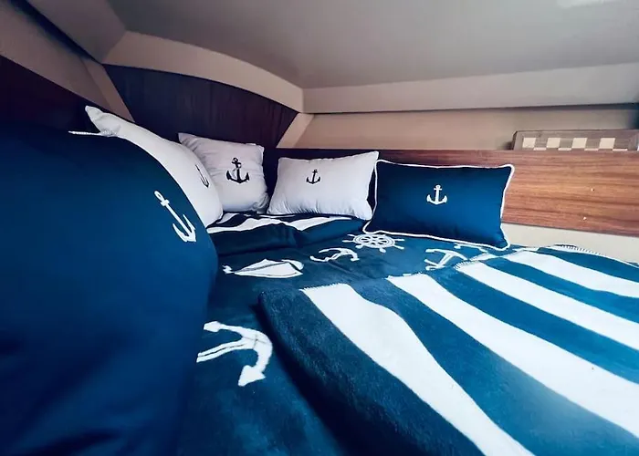 Úszó hotel Na Plachetnici Živohošť
